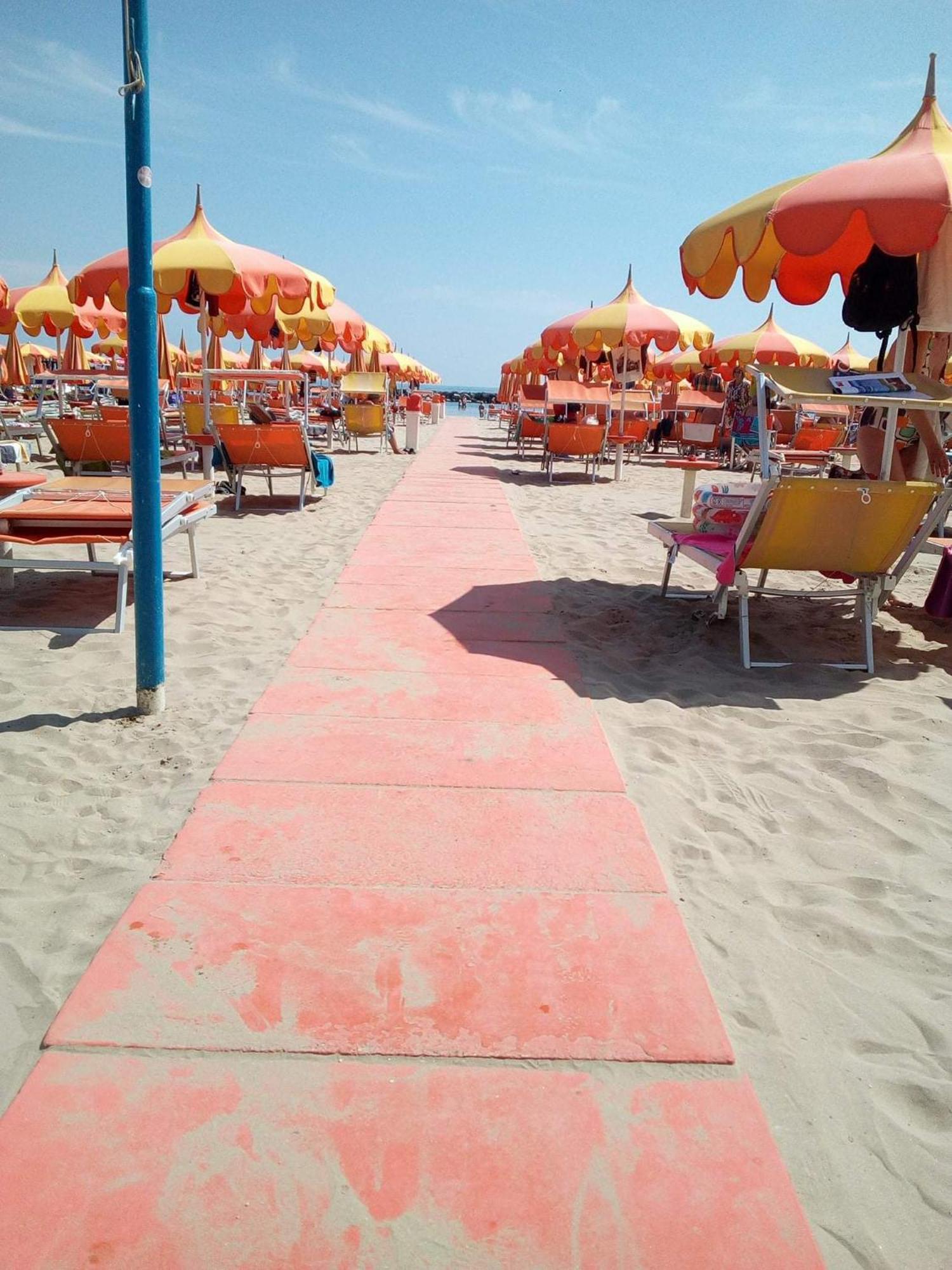 Villa Dolcevita Bellaria – Igea Marina Kültér fotó
